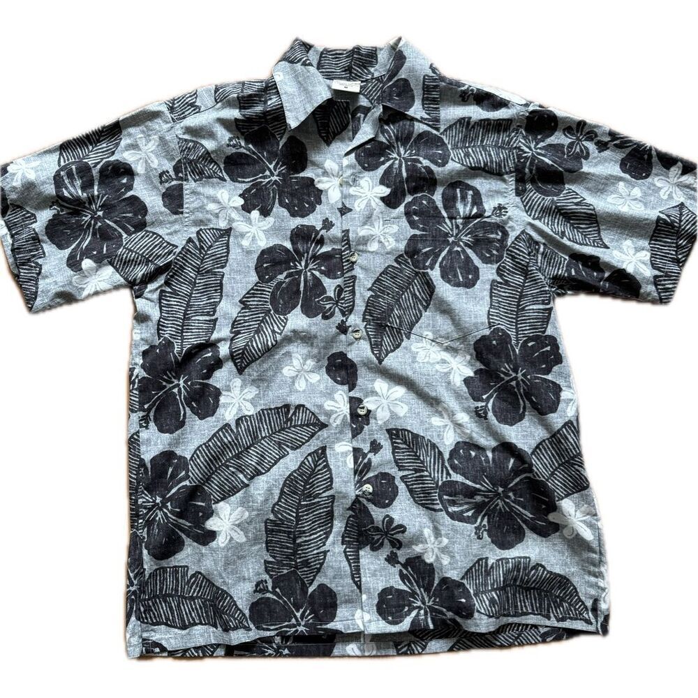 Go Barefoot Textured Hibiscus Hawaiian Shirt Men’s Size M Grey and Black